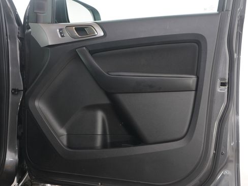 Used 2020 Ford Ranger XLT w/ Equipment Group 301A Mid image 9