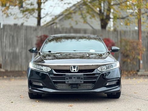 Used 2020 Honda Accord Sport image 9