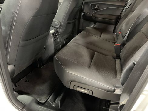 Used 2023 Honda Ridgeline Sport image 13