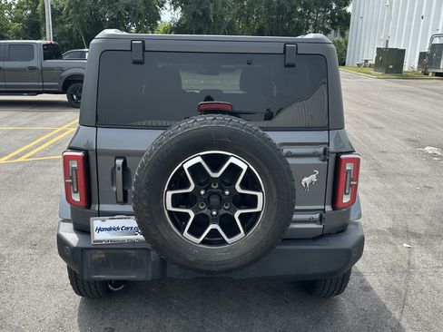 Used 2021 Ford Bronco Outer Banks AWD/4WD image 9