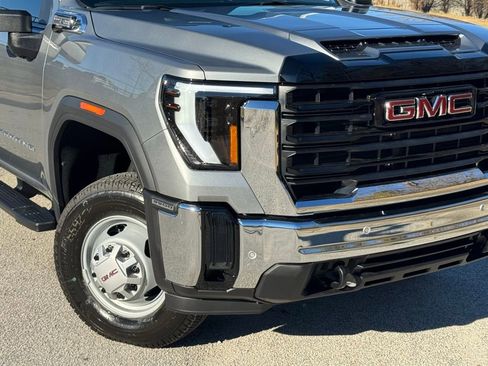 New 2026 GMC Sierra 3500 Pro w/ 1SA Pro Safety Plus Package image 5