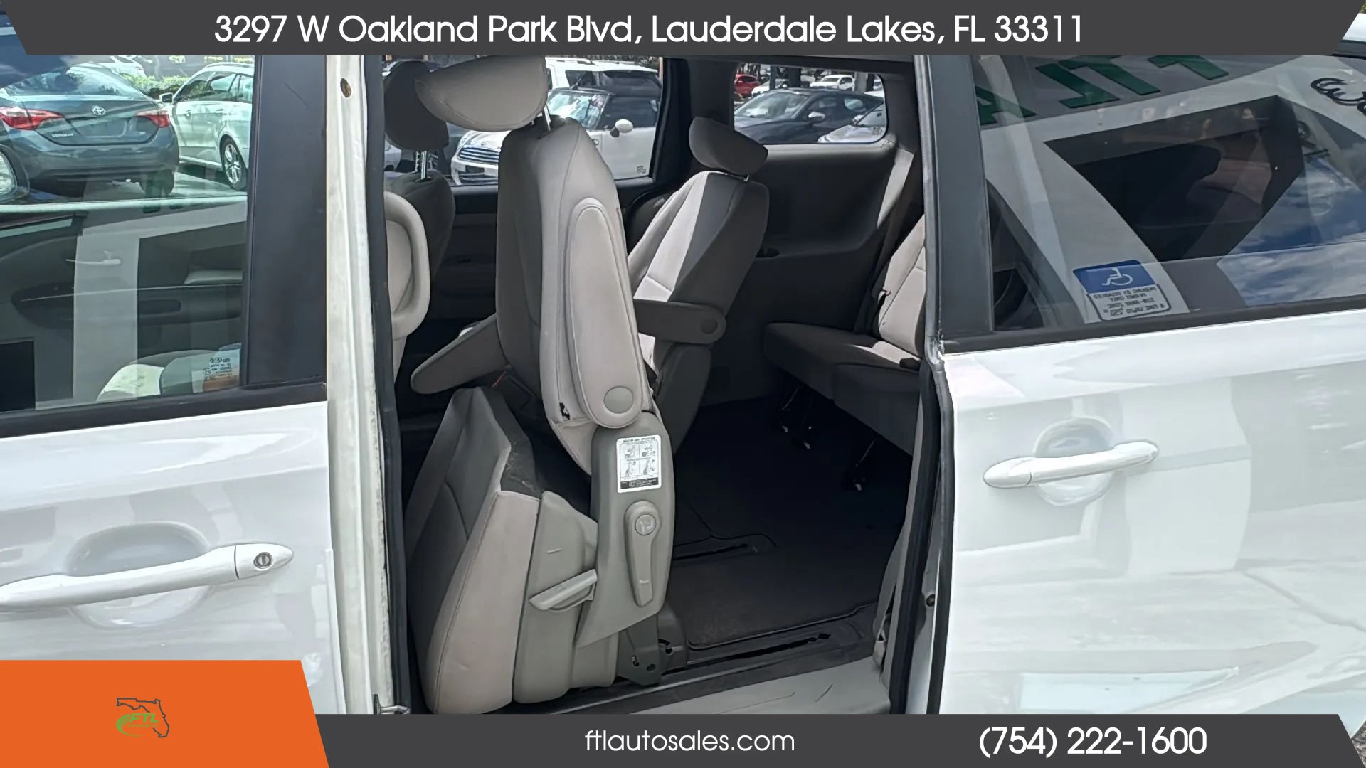 Used 2017 Kia Sedona L FWD image 16