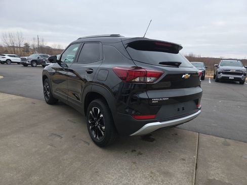 Certified 2023 Chevrolet TrailBlazer LT w/ Convenience Package image 5