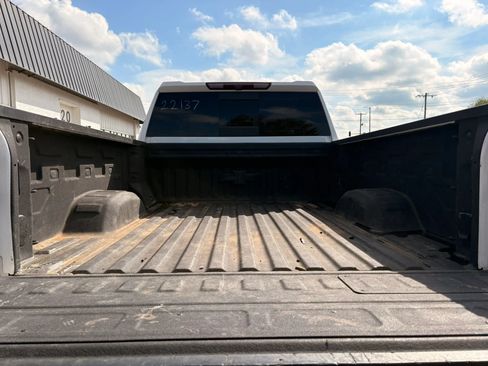 Used 2024 Chevrolet Silverado 2500 LTZ w/ LTZ Plus Package AWD/4WD image 8