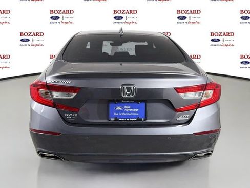 Used 2018 Honda Accord Touring image 7