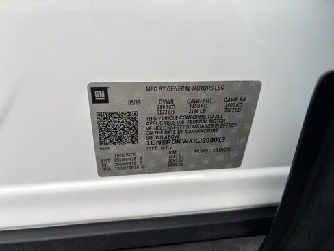 Used 2019 Chevrolet Traverse LT image 12