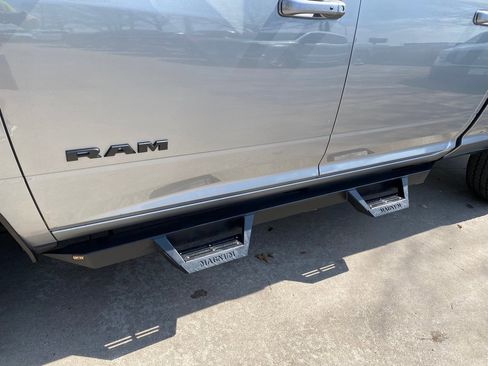 Used 2024 RAM 2500 Laramie w/ Night Edition image 38