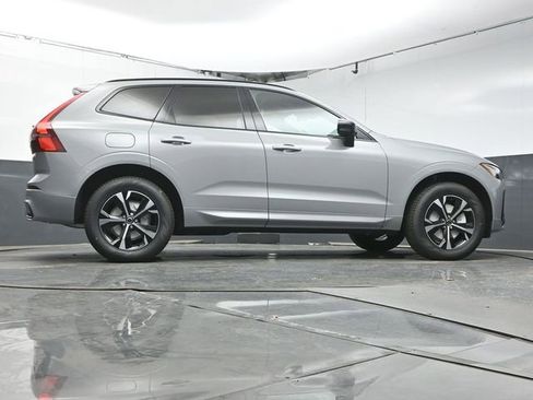 New 2026 Volvo XC60 B5 Core w/ Protection Package Premier image 40