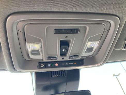 New 2026 GMC Sierra 1500 SLE w/ Preferred Package image 23