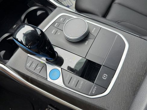 Used 2023 BMW i4 eDrive35 w/ Premium Package RWD image 34