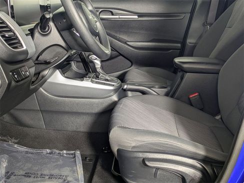 Used 2024 Kia Seltos LX image 10