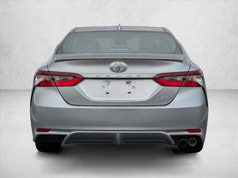 Used 2023 Toyota Camry SE image 7