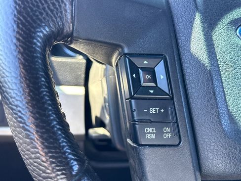 Used 2014 Ford F150 FX4 w/ Equipment Group 402A Luxury AWD/4WD image 29
