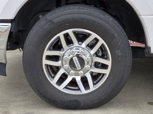 Used 2019 Ford F350 Lariat w/ Tow Technology Bundle image 12