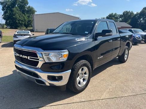 Used 2020 RAM 1500 Big Horn AWD/4WD image 2