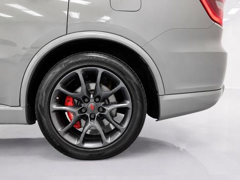 Used 2023 Dodge Durango R/T w/ Tow 'N Go Package AWD/4WD image 13