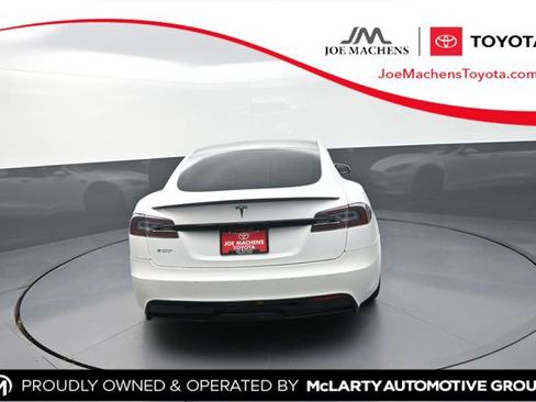 Used 2022 Tesla Model S image 1
