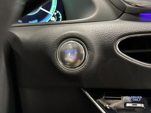 Used 2022 Hyundai Sonata Limited image 22