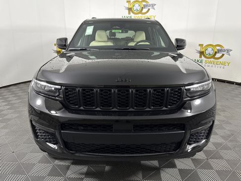 New 2025 Jeep Grand Cherokee L Limited w/ Black Appearance Package image 2