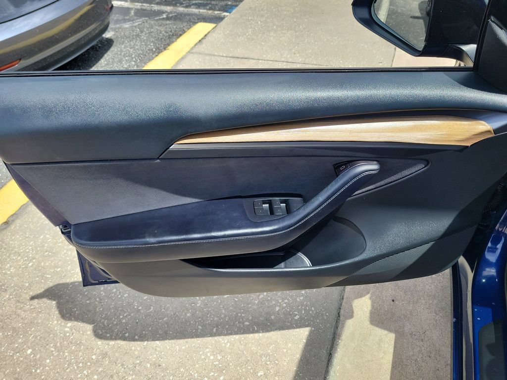 Used 2022 Tesla Model 3 Performance AWD/4WD image 12