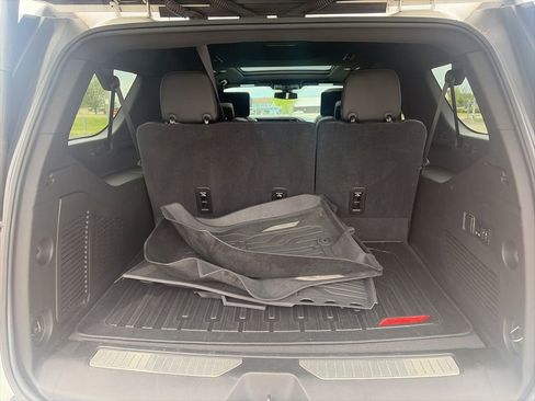 Used 2021 GMC Yukon XL Denali AWD/4WD image 24
