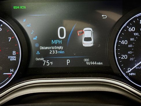 Used 2019 Toyota Avalon Limited image 13