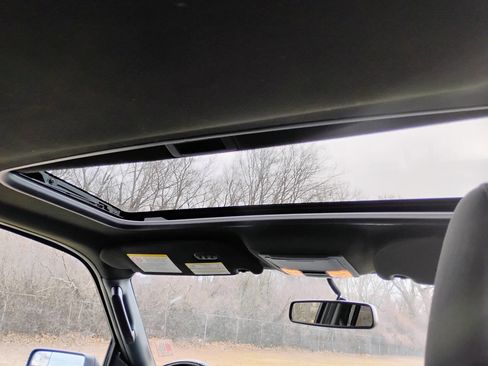 Used 2016 Ford Expedition EL XLT image 24