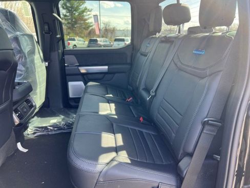 New 2025 Ford F350 Platinum w/ FX4 Off-Road Package image 21