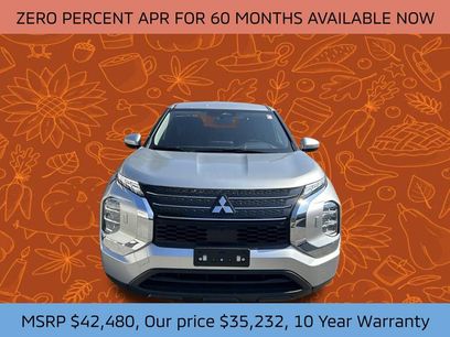 New 2025 Mitsubishi Outlander ES