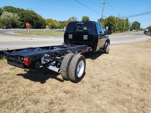 New 2026 RAM 5500 Tradesman image 19