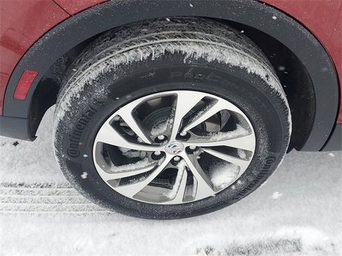 Certified 2023 Buick Envision Essence image 5