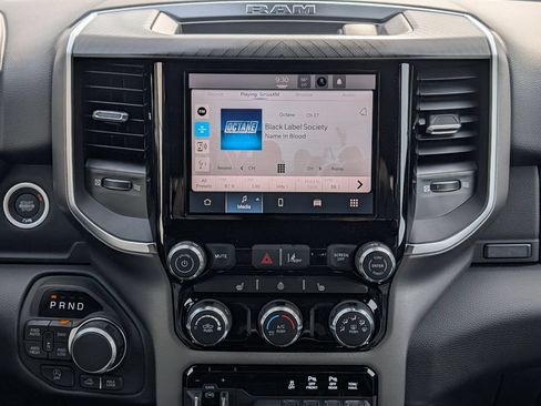 New 2026 RAM 1500 Big Horn AWD/4WD image 9