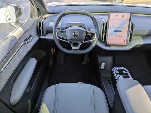 New 2026 Volvo EX30 Plus w/ Climate Package image 22