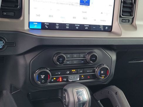 New 2025 Ford Bronco Outer Banks w/ Sasquatch Package image 28