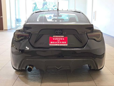 Used 2013 Scion FR-S RWD image 5