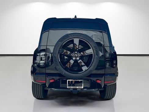 New 2026 Land Rover Defender 110 X AWD/4WD image 4