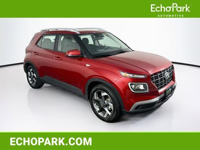 Used 2025 Hyundai Venue SEL