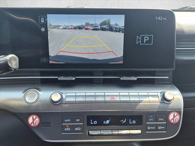 Used 2025 Hyundai Kona SEL FWD image 15