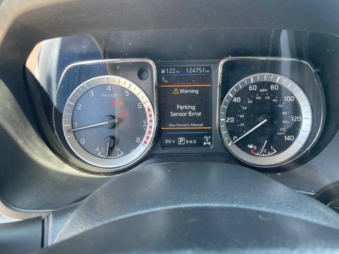 Used 2019 Nissan Titan PRO-4X w/ Pro-4x Convenience Package AWD/4WD image 21