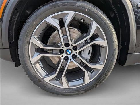Used 2026 BMW X5 sDrive40i RWD image 10