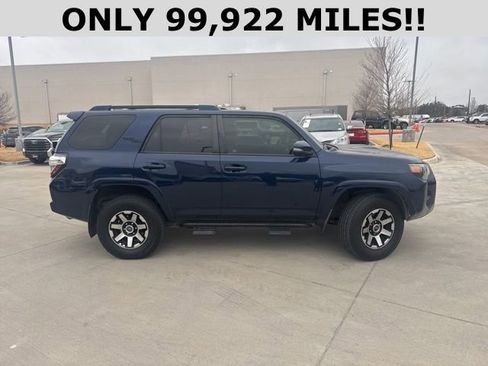 Used 2019 Toyota 4Runner TRD Off-Road Premium image 2