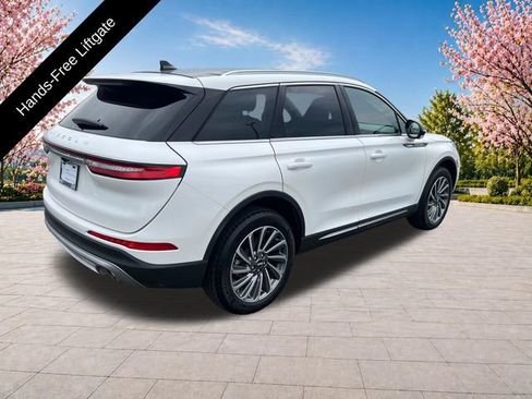 Used 2024 Lincoln Corsair Reserve w/ Equipment Group 201A AWD/4WD image 8