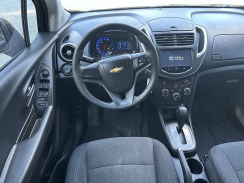 Used 2016 Chevrolet Trax LS FWD image 13