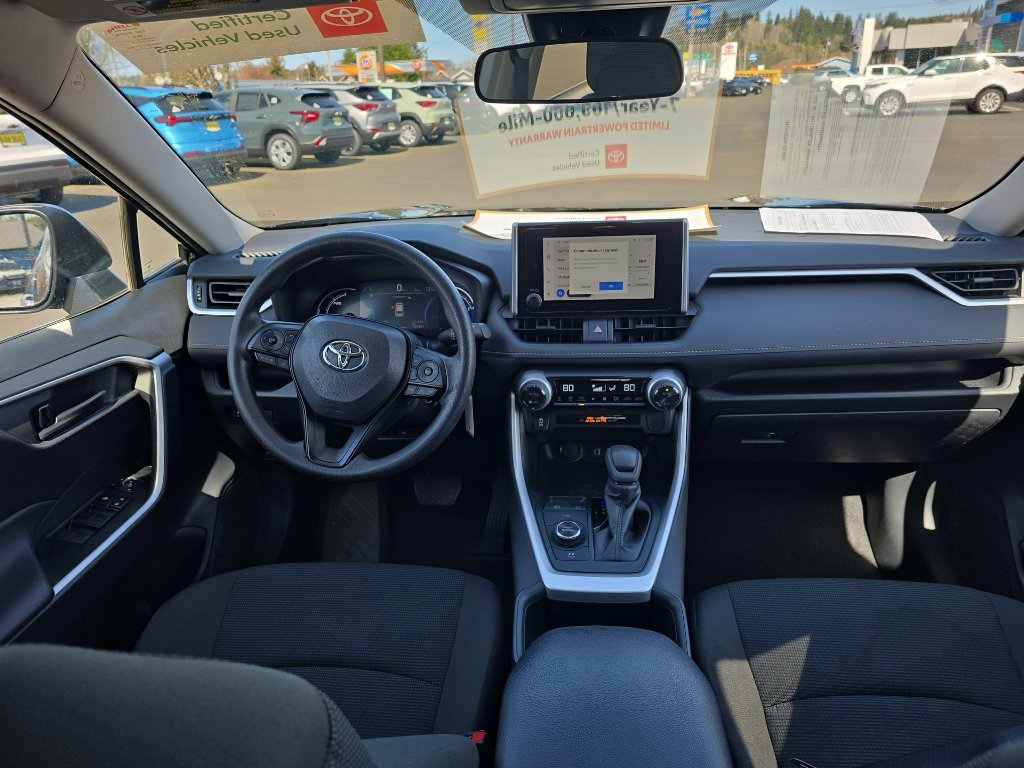 Certified 2025 Toyota RAV4 LE AWD/4WD image 19