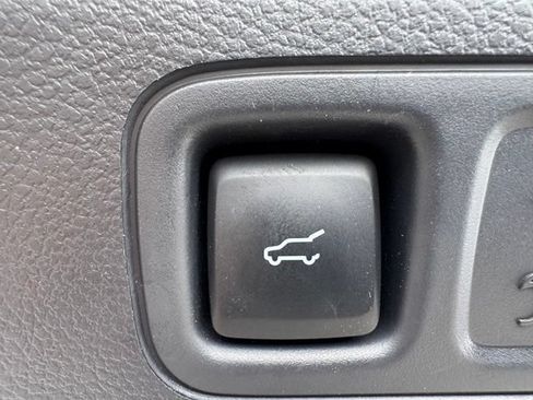 Certified 2022 Ford Expedition Max XLT AWD/4WD image 9