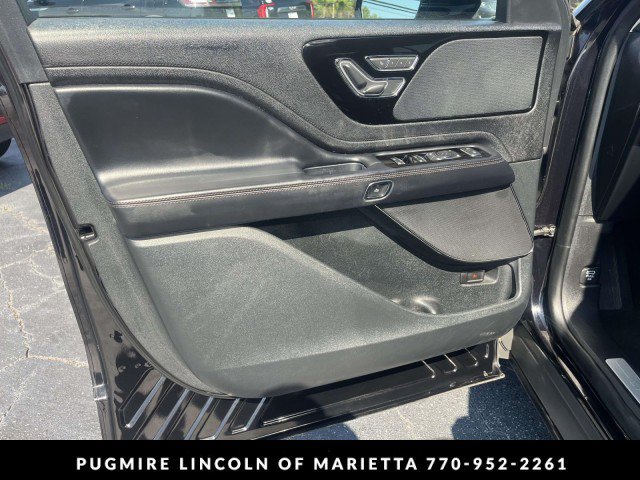 Used 2020 Lincoln Aviator AWD w/ Class IV Trailer Tow Package image 11