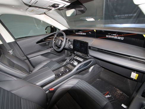 New 2026 Lincoln Nautilus Reserve w/ Jet Appearance Package image 25