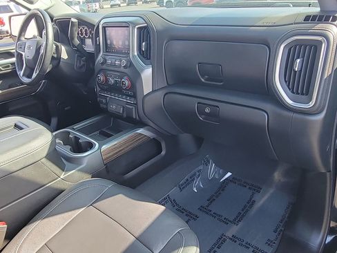 Used 2021 Chevrolet Silverado 1500 LT Trail Boss w/ Convenience Package II image 29