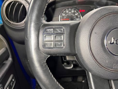 Used 2016 Jeep Wrangler Unlimited Sport image 15
