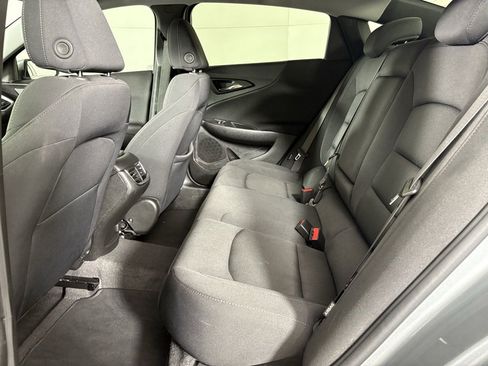 Used 2024 Chevrolet Malibu LT image 35